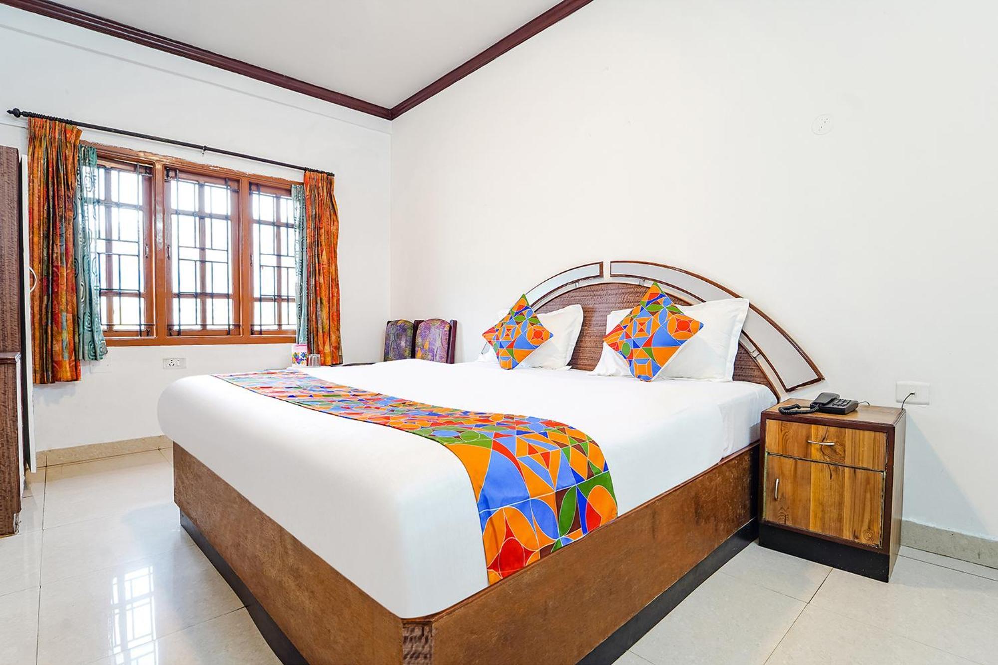 Hotel Orchid Inn Ooty Bagian luar foto